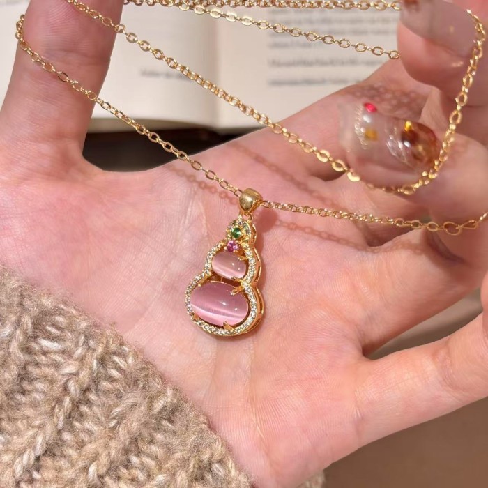 Vintage New Chinese Style Pink Chalcedony Gourd Necklace with Zircon Inlay Versatile Elegant Luxurious Design Niche C...