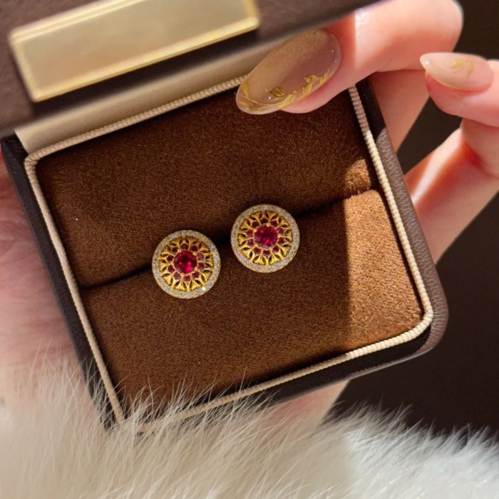 New Chinese Style Ruby Rose Flower Window Earrings Light Luxury Fully Stone-Set Textured Carved Gold Red Corundum Earrin...