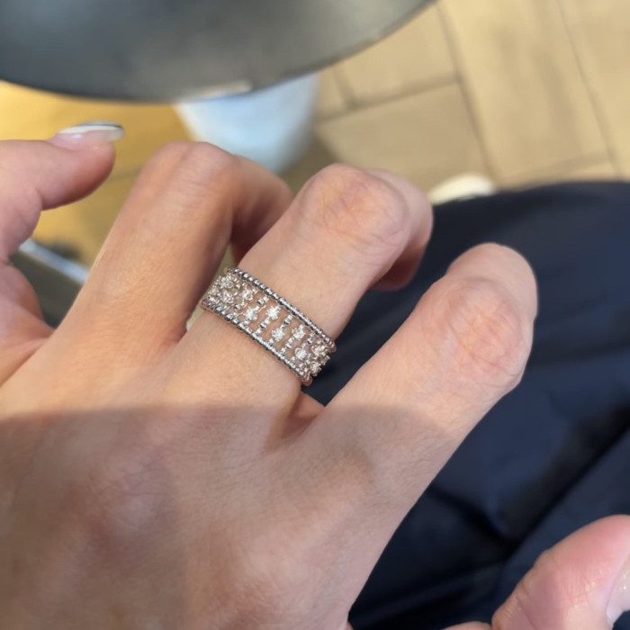 Vintage Brushed Ring Retro Full Diamond Elegant High-end Light Luxury Beaded Lace Bamboo Joint Band Ring for Women