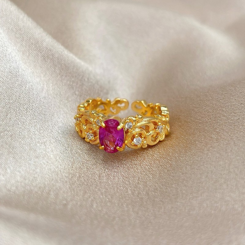 Vintage Hollow Carved Brushed Red Corundum Ring Fashion Versatile Inlaid Diamond Red Rose Garden of Eden Ring for Women