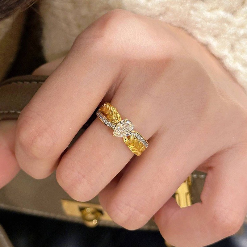 Light Luxury Exquisite Wheat Spike Braided Water Drop Ring Vintage French Style Mid-century High-end Feel Diamond-studded Ring for Women