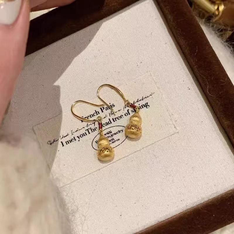 New Chinese Style Hollow Brushed Gourd Earrings Niche Design Light Luxury High-end Unique Earrings