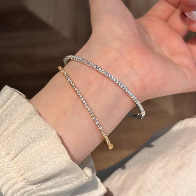 Half Circle Diamond Bracelet for Women Fashion Light Luxury Niche Exquisite Fragmented Diamond Zirconia Row Diamond Starry Sky Full Diamond Sparkling Diamond Bracelet