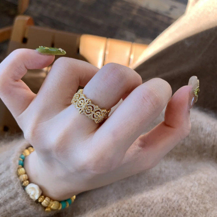 New Chinese Style Ancient Gold Cross Vajra Ring Light Luxury High-end Niche Design Micro-inlaid Cross Ring for Women