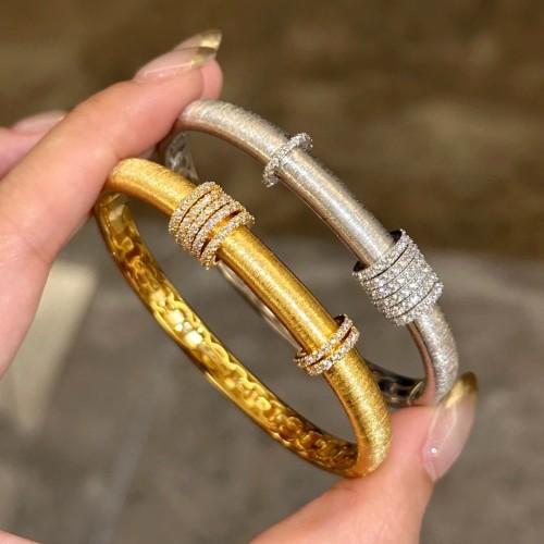 Italian Buccell Woven Texture Gold-Plated Bracelet Fortune Comes Brushed Craft High-End Luxury Bracelet Palace Style Women
