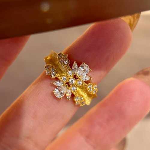 Star Brushed Elegant Ring for Women, Satin Silk Ring with Ultra Shiny Zircon Lace, Niche Design