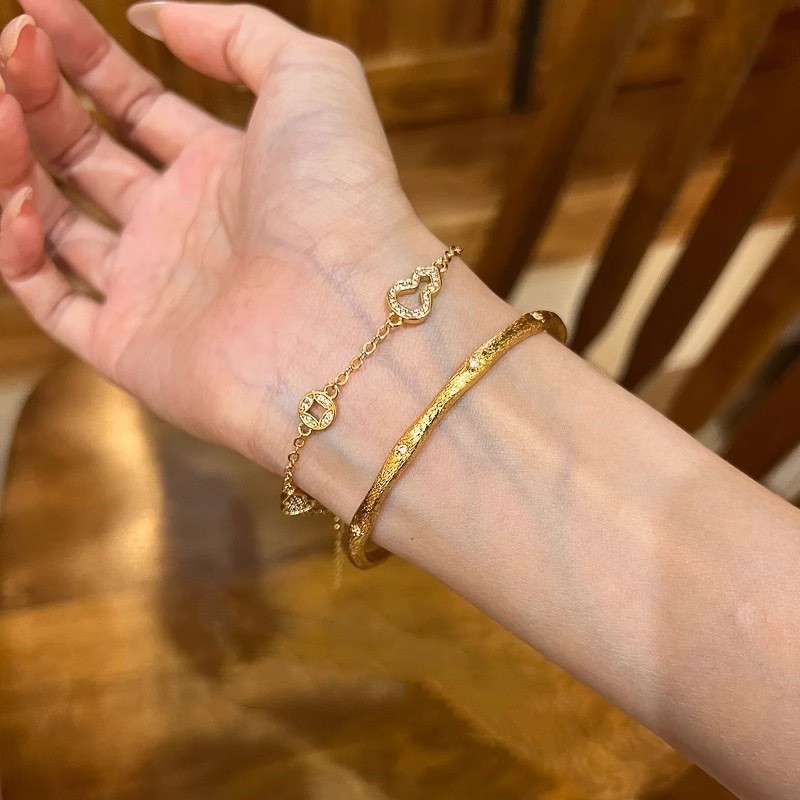 Full Diamond Gourd Gold Bracelet Fashion Ins Style High-end Fairy Temperament Simple Elegant Versatile Design