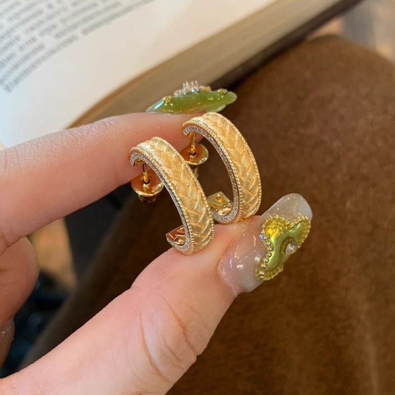 French Retro Italian Vintage Brushed Wheat Spike Row Diamond Earrings High-Quality Design Exquisite Versatile Fashion Earrings