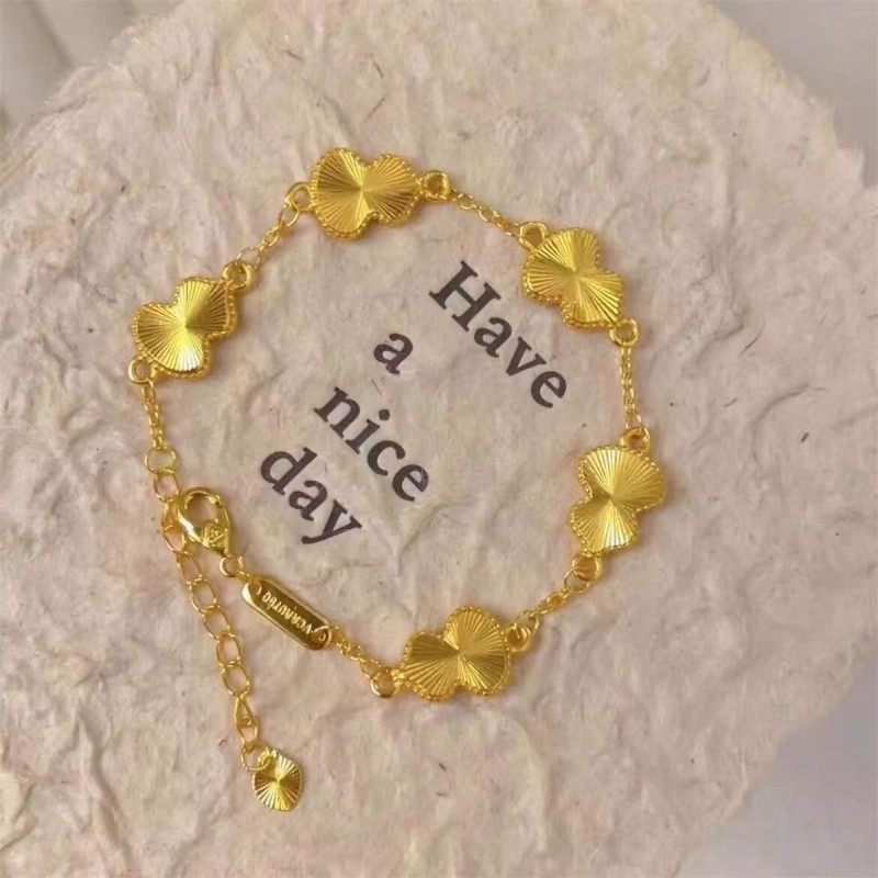 Xiaohongshu Hot-Selling Five Blessings Gourd Bracelet Retro Palace Style Gold-Plated New Chinese Style Light Luxury Elegant Sparkling Versatile Bracelet
