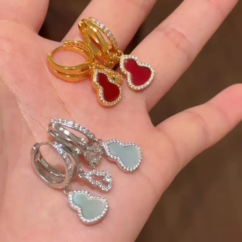 Double Gourd Pendant Earrings for Women New Shell Hot-Selling High-End Red Agate Stud Earrings Niche Design Retro Style