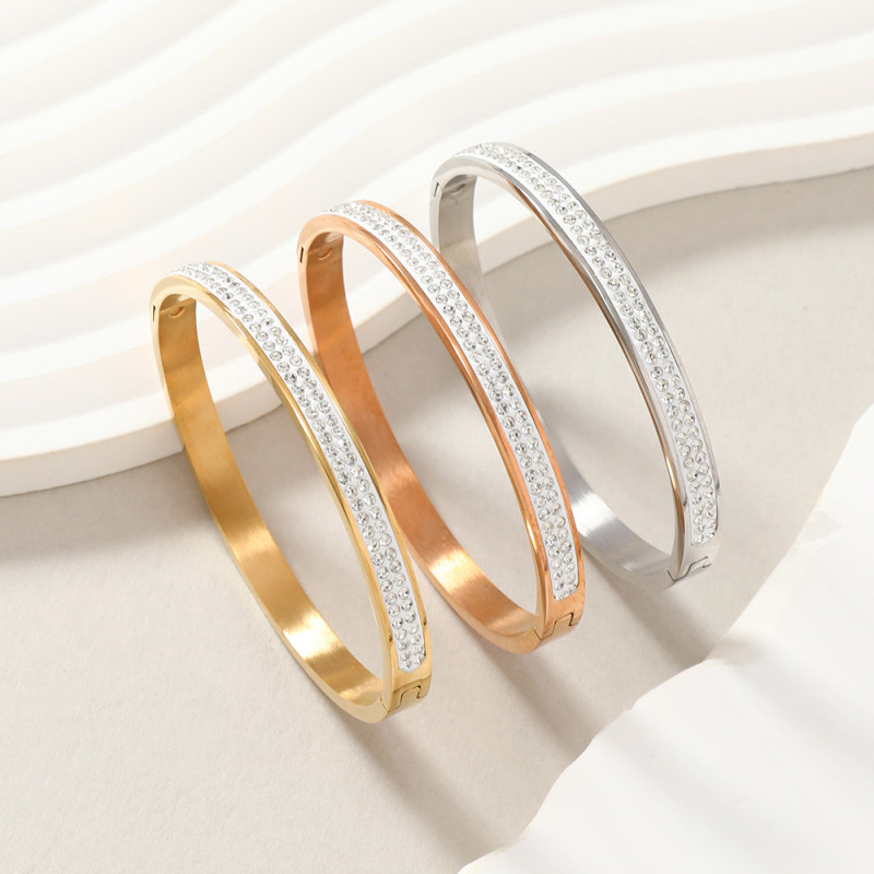 Fashion Light Luxury Style Stainless Steel Bracelet for Women Two Rows Mud Diamond Starry Sky Inlaid Diamond O-Type Clasp Titanium Steel Bracelet Manufacturer