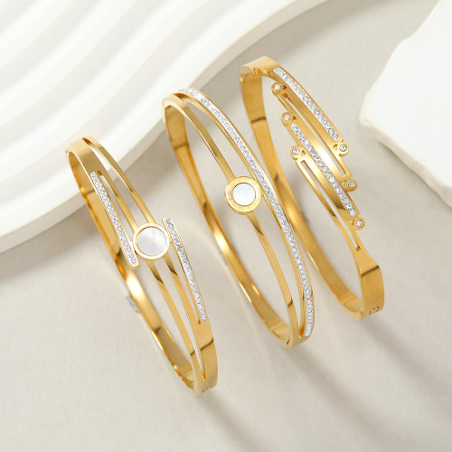 European and American New Titanium Steel Roman Numeral Bracelet for Women with Shell Inlay, Round Plate, and Diamond Inlay, Stainless Steel Fashion Bracelet