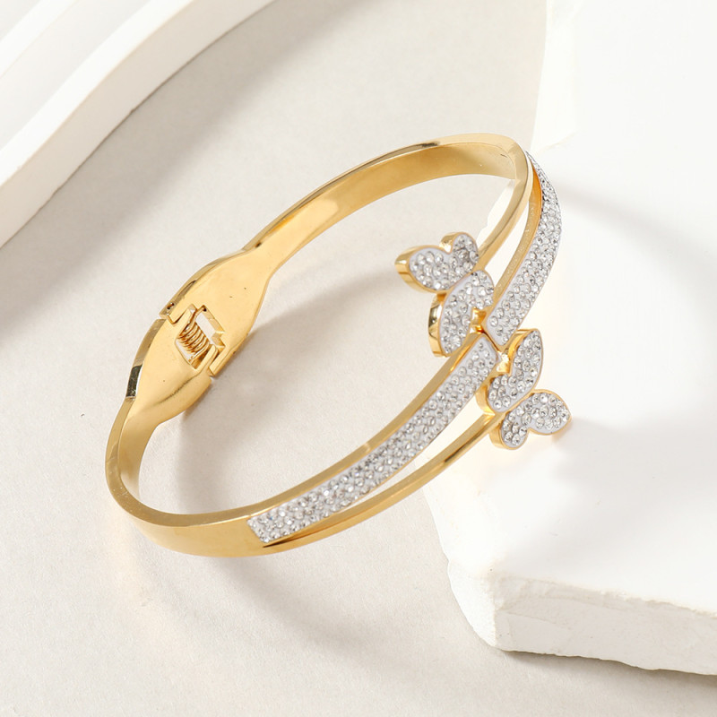 Fashion Versatile Titanium Steel Buckle Bracelet for Women High-end Butterfly Inlaid Diamond Bracelet Light Luxury Stainless Steel Jewelry Manufacturer