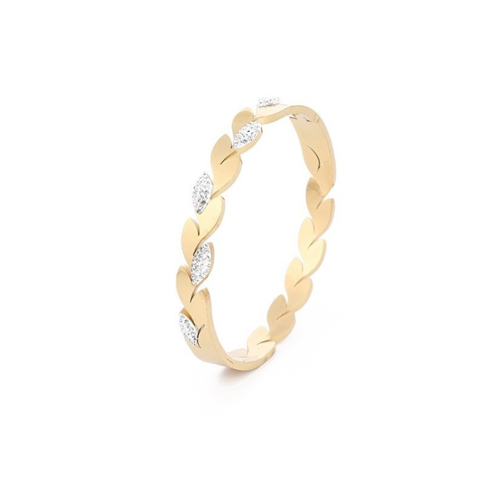 Cross-Border Stainless Steel Jewelry Cut Irregular Design Sense Gold Leaf Inlaid Diamond O-Shaped Spring Titanium Steel Bracelet Manufacturer
