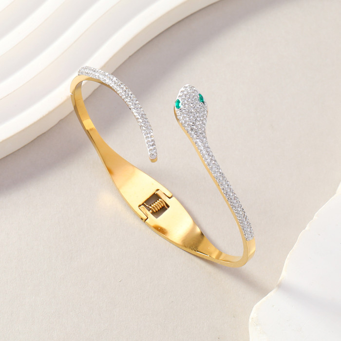 Jade Titanium Steel Bracelet for Women, High-End Fashion Versatile Roman Numeral Inlaid Diamond Stainless Steel Jewelry