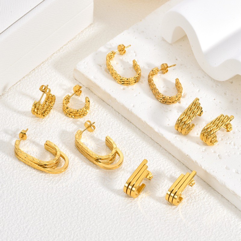 European and American Retro Starry Sky Stainless Steel Earrings Niche High-end Irregular Geometric Simple Yellow Textured Earrings