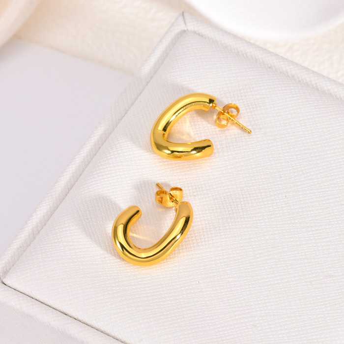 Autumn Winter Vintage Stainless Steel Earrings for Women, Light Luxury High-end Gold Retro Exaggerated Earrings with...