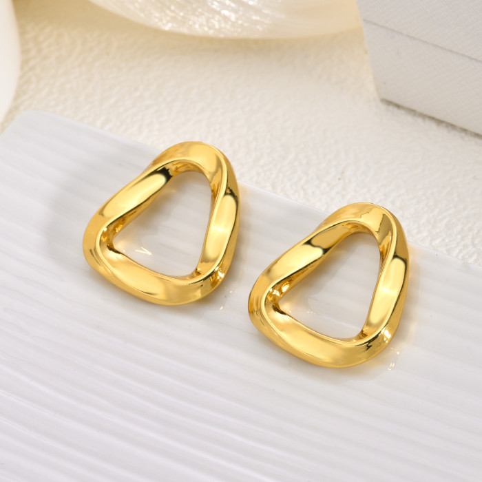 Style Stainless Steel Earrings Light Luxury High-end Exaggerated Ear Jewelry Design Sense Niche Retro Gold Tassel Wom...