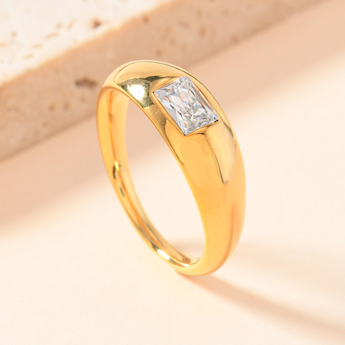 European and American New Titanium Steel Ring Casting Inlaid Square Colored Diamond Ring Simple Fashion 18k Gold Plated Ring Wholesale