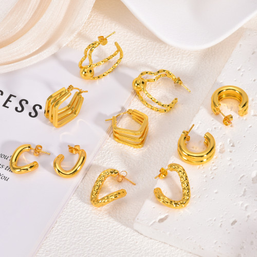 Autumn Winter Vintage Stainless Steel Earrings for Women, Light Luxury High-end Gold Retro Exaggerated Earrings with Unique Design, Niche Stud Earrings