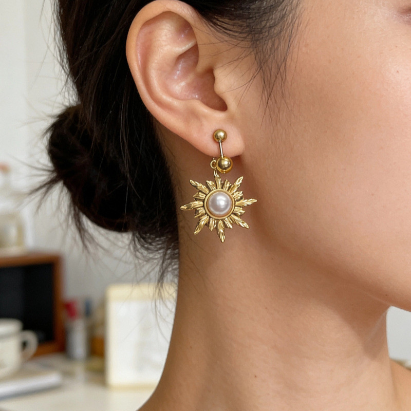 Golden Pearl Stainless Steel Earrings Light Luxury High-end Earrings Exaggerated Tassel Earrings Design Sense Niche Earrings for Women