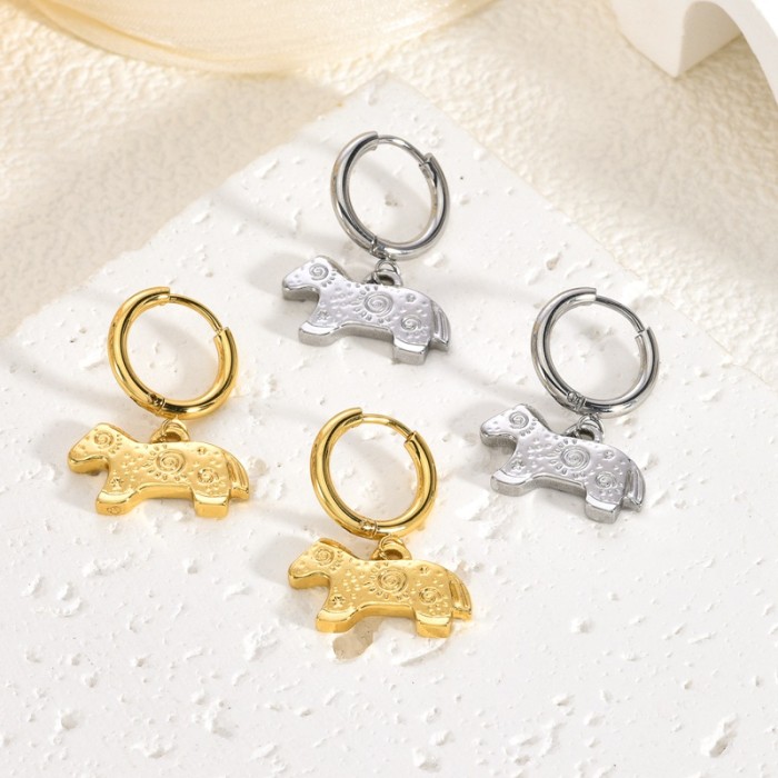 Style High-End Stainless Steel Earrings Light Luxury Retro Exaggerated Earrings for Women Unique Design Gold Stud Ear...