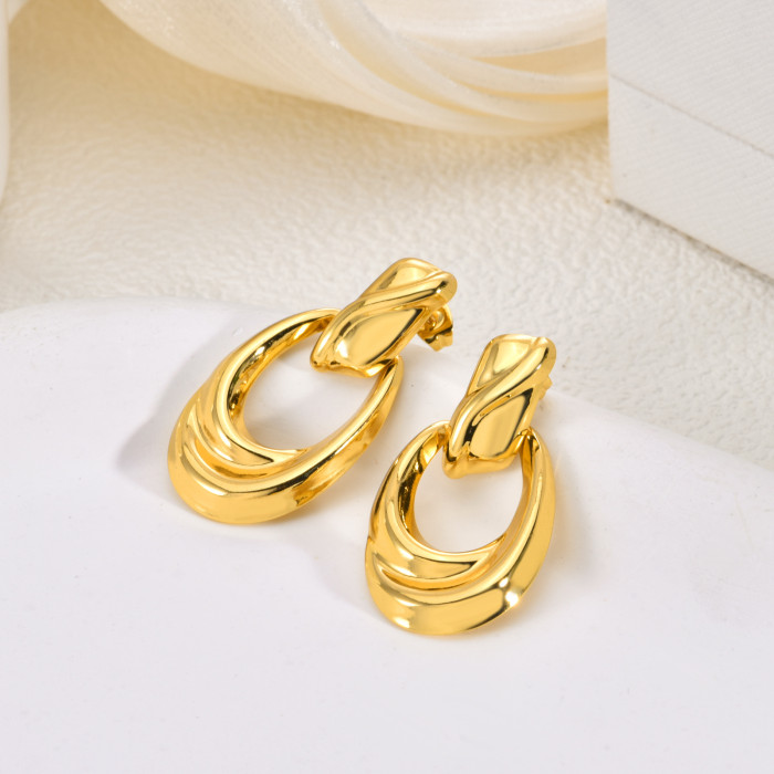 Style Gold Stainless Steel Earrings Light Luxury High-end Autumn Winter Vintage Exaggerated Earrings Design Sense Nic...