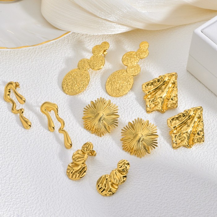Retro Gold Stainless Steel Earrings Niche High-end Bohemian Geometric Texture Women's Exaggerated Ear Jewelry