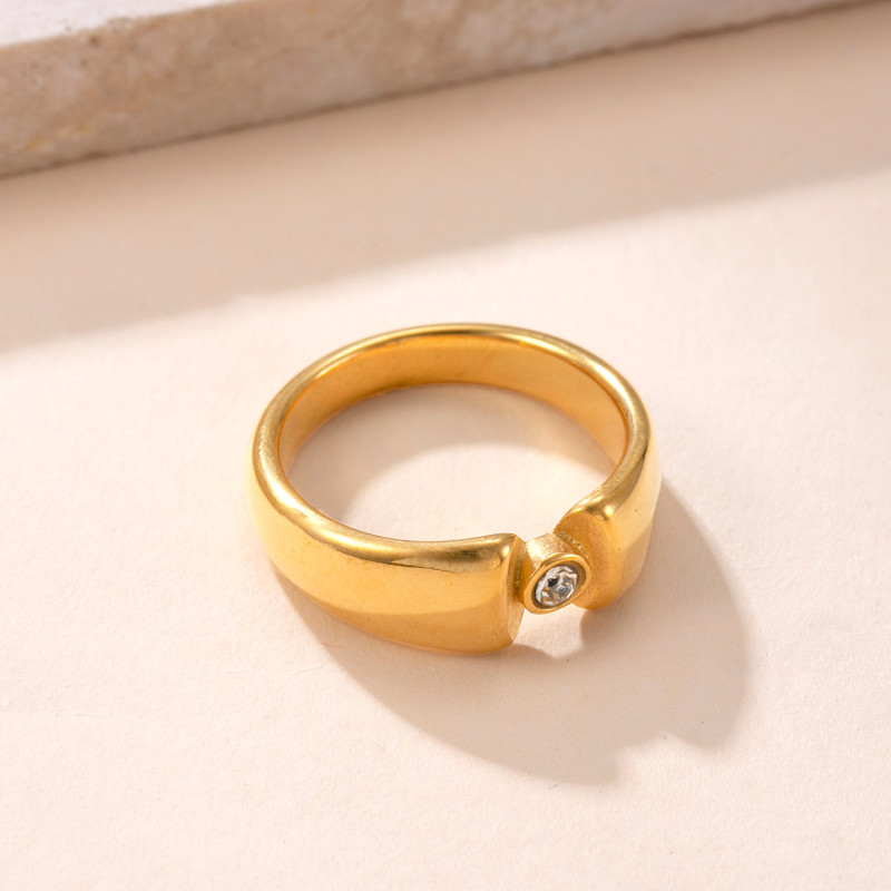 Cross-Border Hot-Selling Fashion Stainless Steel Jewelry Simple High-End Couple Rings Micro-Paved Diamond Titanium Steel Rings Wholesale Factory