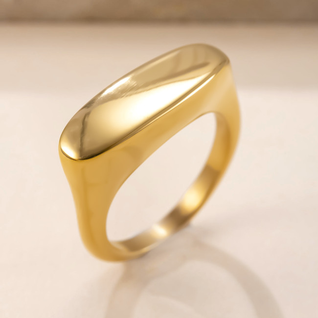 European and American Cross-Border Titanium Steel Jewelry Fashion Simple 18K Gold Plated Ring Casting Beveled Smooth Stainless Steel Ring Factory