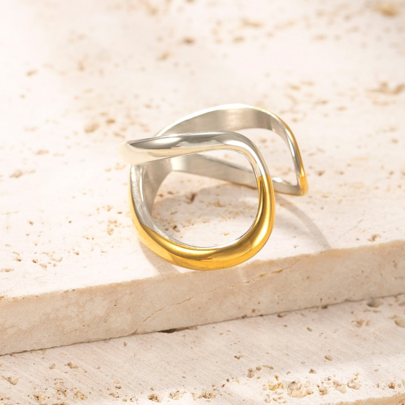 European and American Style Stainless Steel Ring Gold Hollow Irregular Open Ring Personality Exaggerated Titanium Steel Jewelry Wholesale Manufacturer