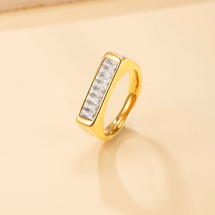 Cross-Border Hot Selling Stainless Steel Ring Casting Inlaid Square Diamond Ring Women Light Luxury Plated 18k Gold Titanium Steel Jewelry Wholesale Factory