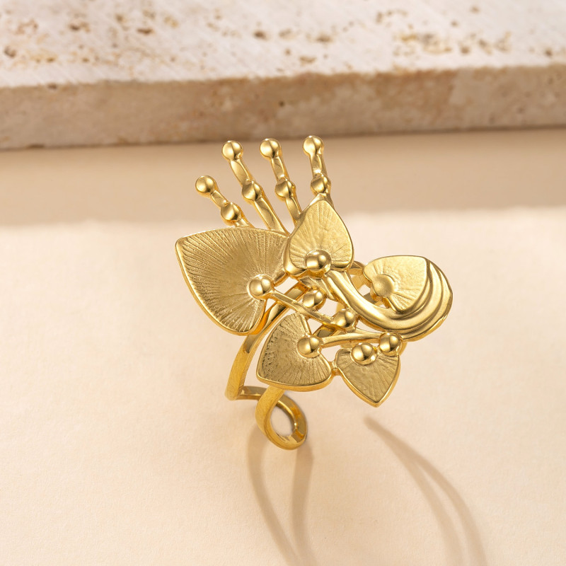 Amazon New Titanium Steel Jewelry Design Sense 18K Gold Plated Open Ring Hydraulic Press Flower Leaf Stainless Steel Ring