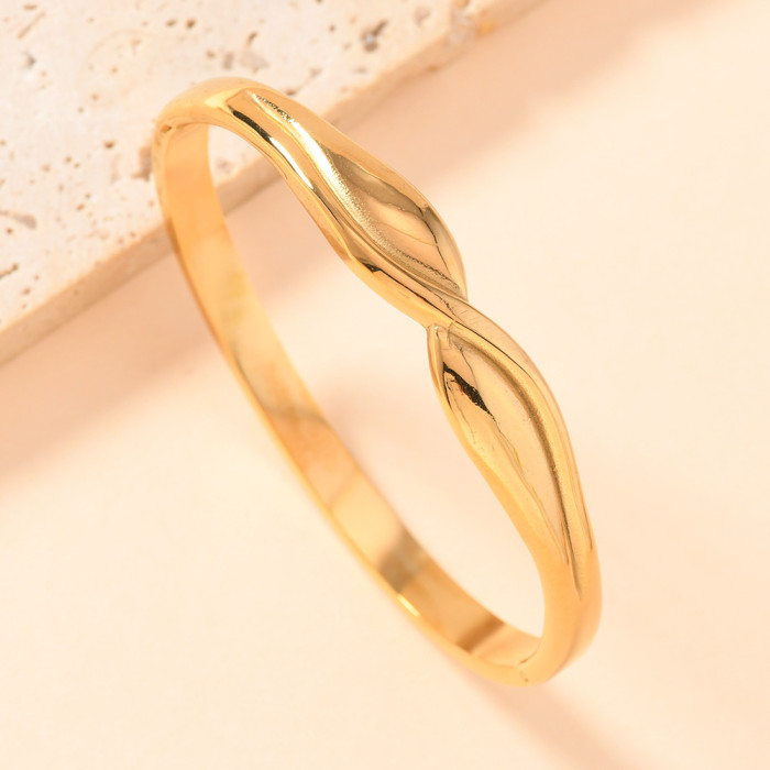 Hot Selling Stainless Steel Bracelet Irregular Smooth Buckle Bracelet Light Luxury High-End Feel Titanium Steel Non-F...