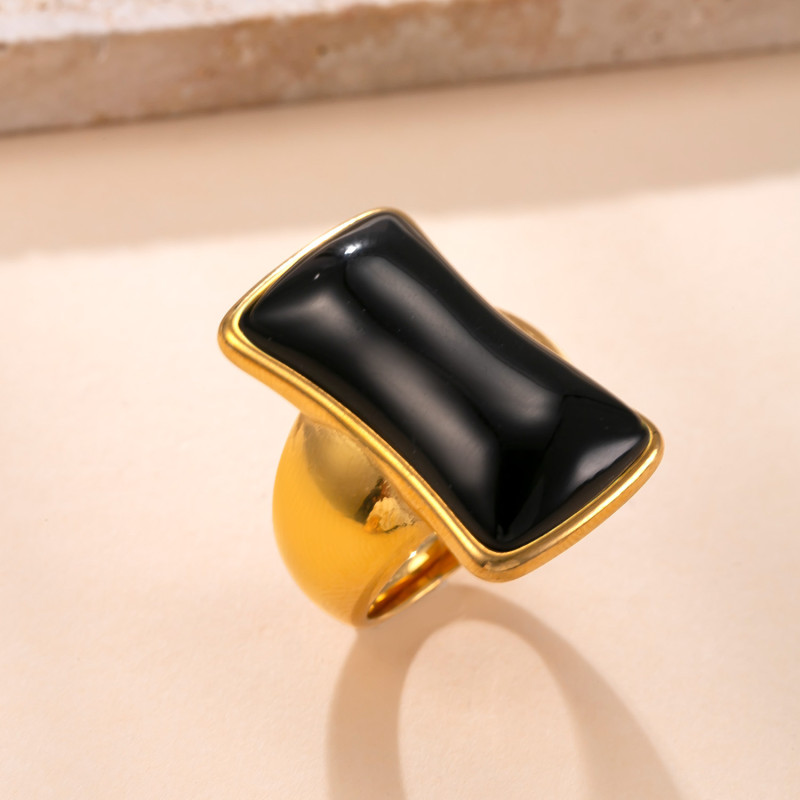 Cross-Border New Product Stainless Steel Ring Palace Style Cast Rectangular Gemstone Ring Exaggerated Personality Titanium Steel Jewelry