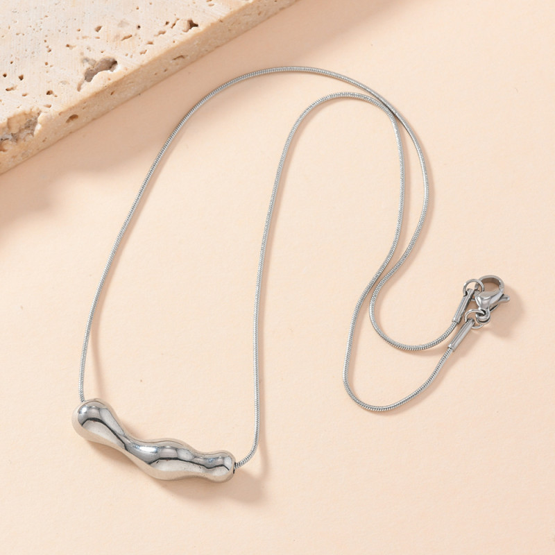 European and American Cross-Border Stainless Steel Necklace for Women Fashion Lava Water Drop Necklace High-End Minimalist Style Titanium Steel Jewelry