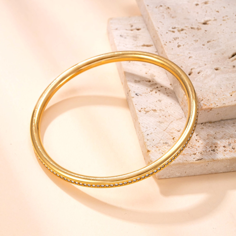 Cross-Border Hot Selling Titanium Steel Jewelry Starry Sky Diamond-Studded O-Shaped Bracelet Fashionable Versatile Vacuum Electroplated Stainless Steel Bracelet