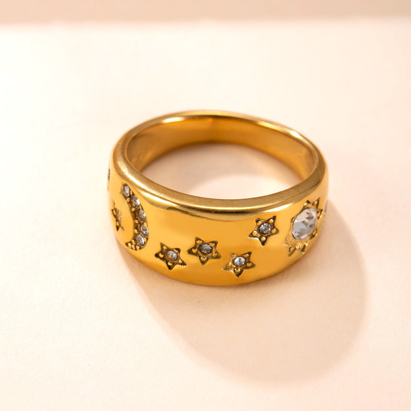 Cross-Border New Titanium Steel Jewelry Fashionable Elegant Ring Casting Wide Surface Star Moon Inlaid Diamond Stainless Steel Ring Wholesale Factory