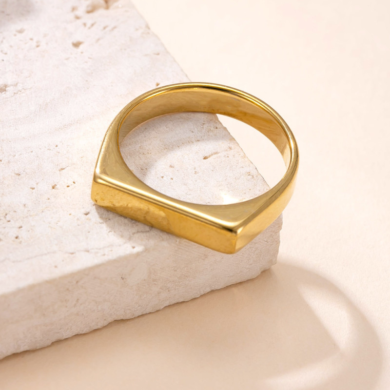European and American New Style Stainless Steel Ring for Women, Minimalist Cut Rectangular Ring with Engraved Logo, Titanium Steel Jewelry