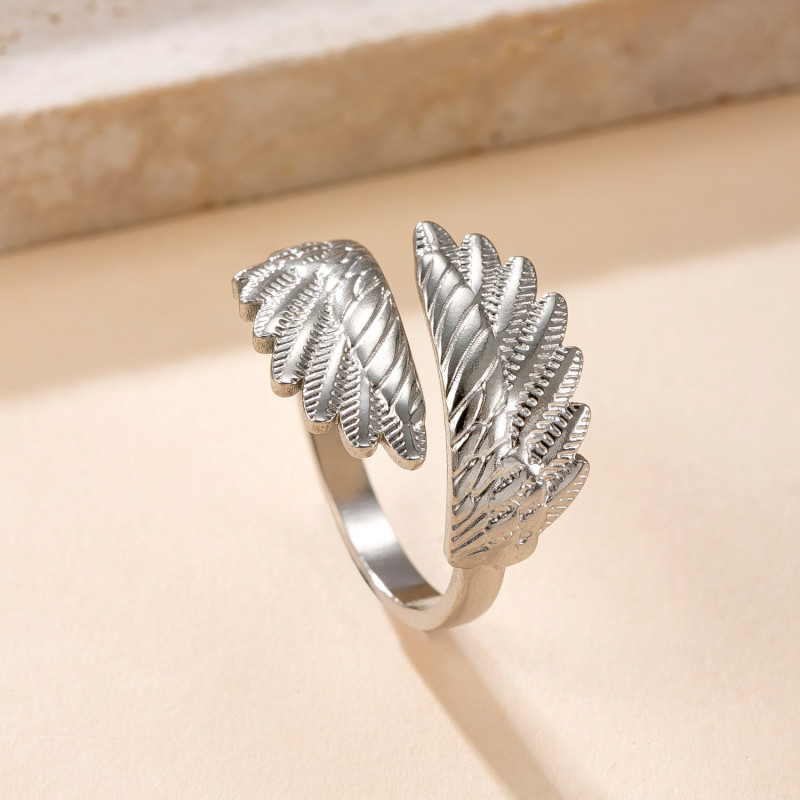 Amazon Hot-Selling Stainless Steel Ring for Women, Niche Exaggerated Couple Rings, Leaf Open Adjustable Titanium Steel Jewelry