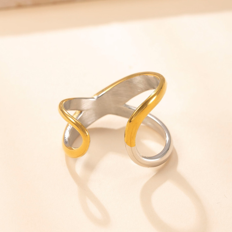 European and American Style Stainless Steel Ring Gold Hollow Irregular Open Ring Personality Exaggerated Titanium Steel Jewelry Wholesale Manufacturer