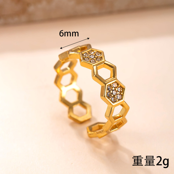 Hot-Selling Stainless Steel Ring for Women, High-End Niche Design, Cast Honeycomb Stone-Inlaid Titanium Steel Ring...