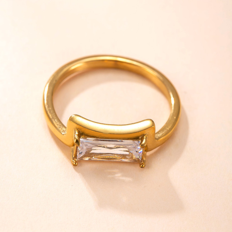 European and American Cross-Border Titanium Steel Jewelry Fashion Niche Design 18K Gold Plated Ring for Women Square Zircon Stainless Steel Ring