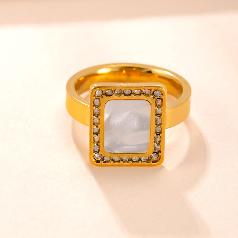 Cross-Border New Stainless Steel Ring for Women, Welded Brand, Inlaid Diamond Ring, High-End Vacuum Electroplated 18K Gold Titanium Steel Jewelry