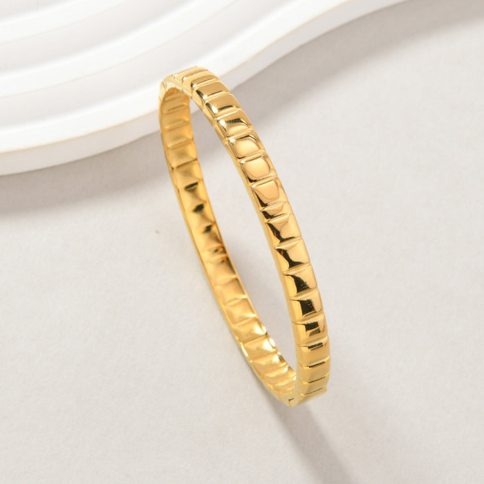 Stainless Steel Bracelet Fashion Simple Casting Bracelet for Women 18K Gold Plated Titanium Steel Jewelry Wholesale