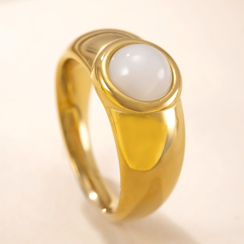 Cross-Border Vintage Stainless Steel Ring Casting Inlaid Round Natural Stone Ring Palace Style Plated 18k Gold Titanium Steel Jewelry