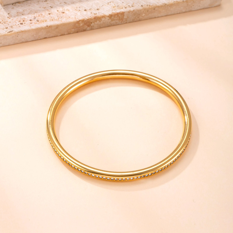 Cross-Border Hot Selling Titanium Steel Jewelry Starry Sky Diamond-Studded O-Shaped Bracelet Fashionable Versatile Vacuum Electroplated Stainless Steel Bracelet