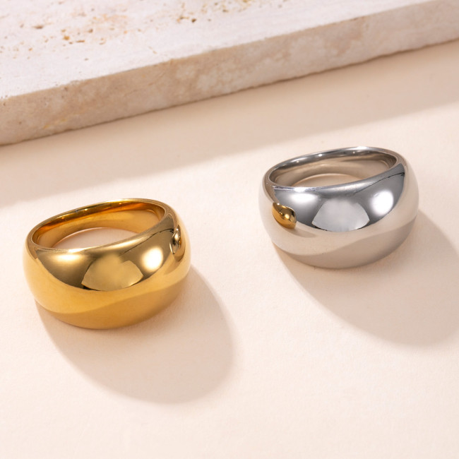 Amazon New Titanium Steel Ring Cast Curved Smooth Ring Women Fashion Versatile Stainless Steel Jewelry Wholesale Factory