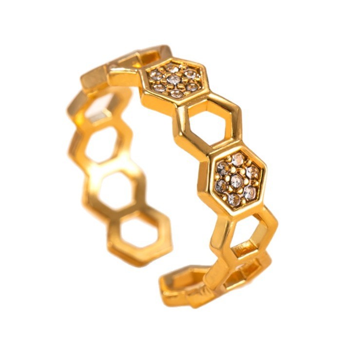 Hot-Selling Stainless Steel Ring for Women, High-End Niche Design, Cast Honeycomb Stone-Inlaid Titanium Steel Ring...