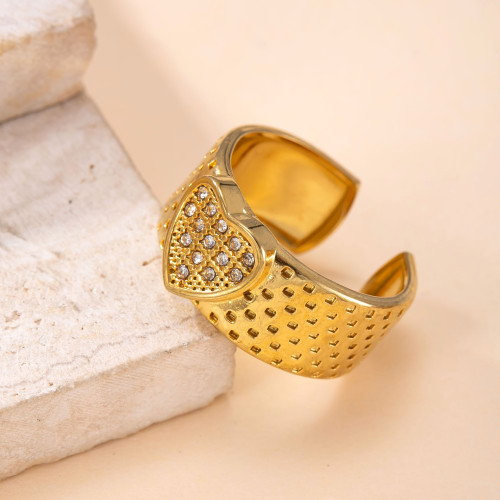 Cross-Border New Stainless Steel Jewelry Casting Heart Index Finger Ring Vintage Light Luxury 18k Gold Plated Titanium Steel Ring Factory